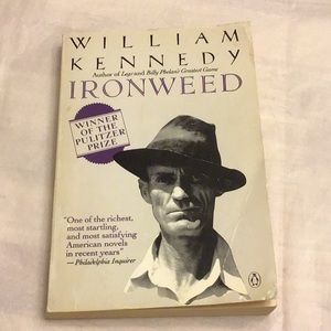 🏖️2/6.00🏖️ William Kennedy paperback book,Ironweed